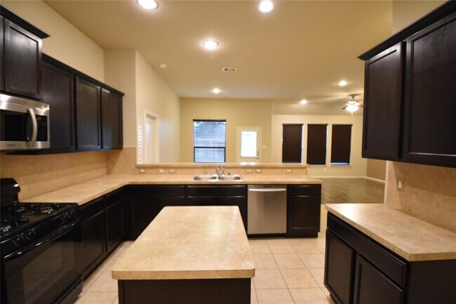 Building Photo - 22510 Range Haven Ln