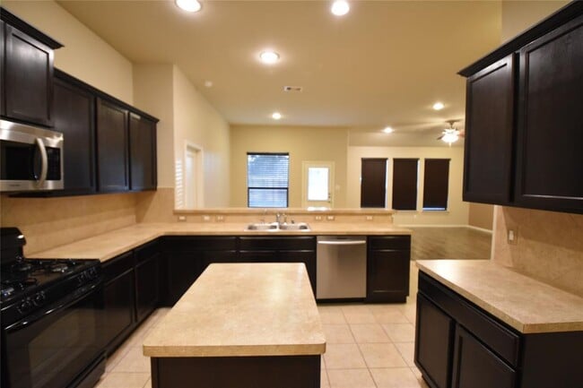 Foto del edificio - 22510 Range Haven Ln