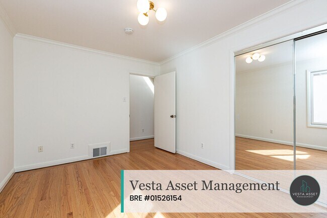 Building Photo - Where Pacific Heights Feels Like Home