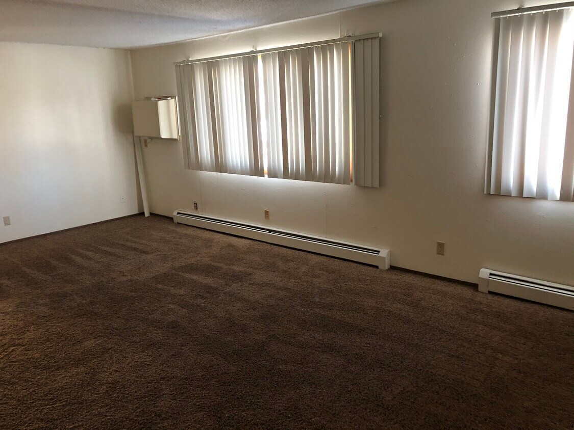 Foto principal - 1305 Birch St