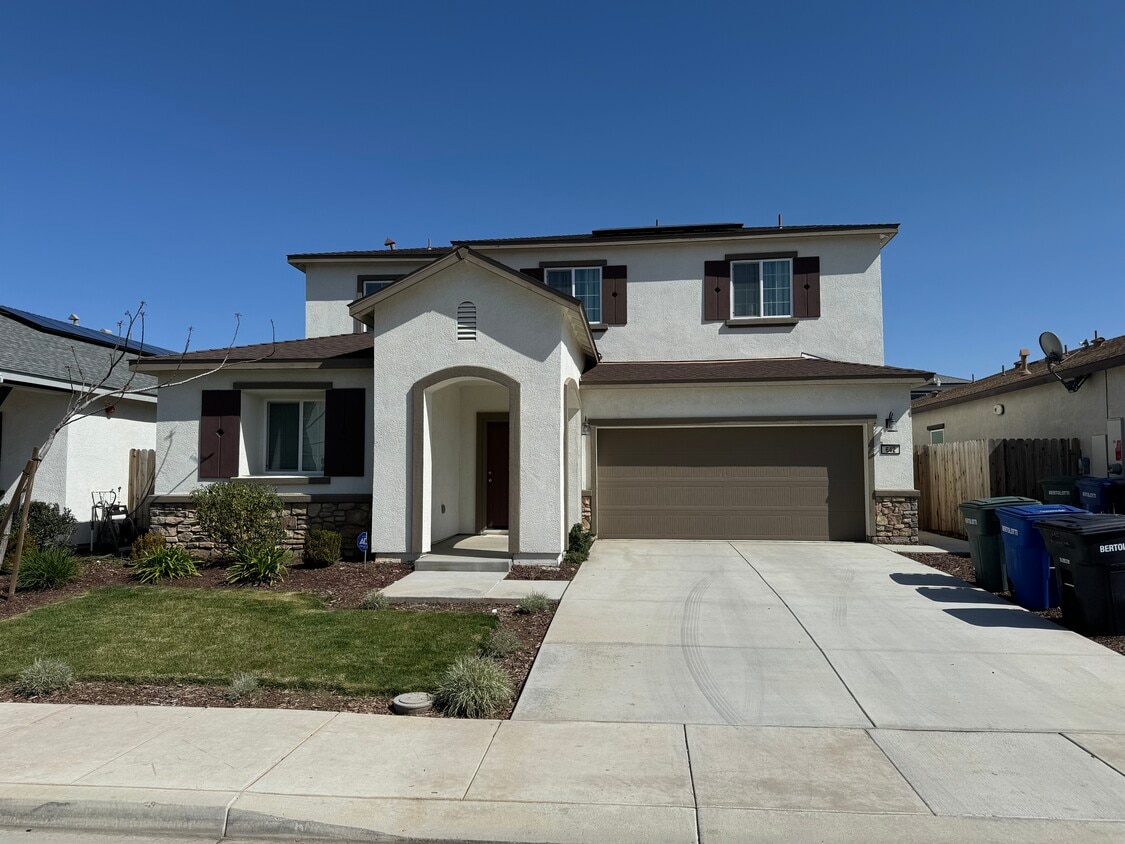 642 Millwood Dr, Patterson, CA 95363 House Rental in Patterson, CA