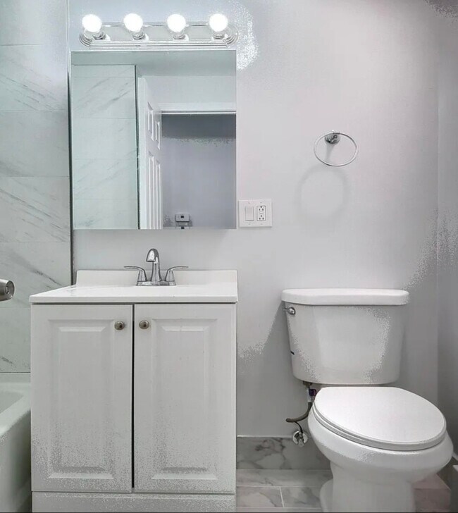 Foto del edificio - 287 8th St