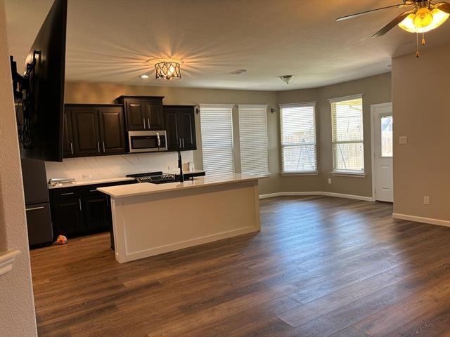 Building Photo - 233 Red Fox Ln