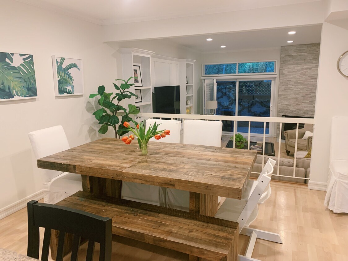 Dining Room - 17141 Palisades Cir