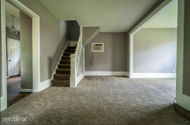 Building Photo - 3 br, 1 bath Apartment - 3904 W 34th St