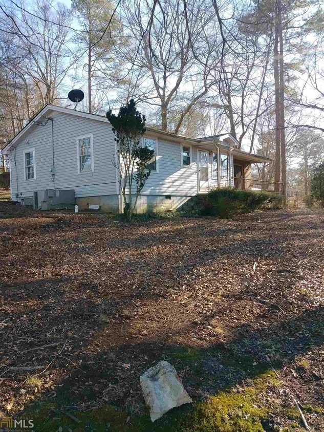 Primary Photo - 122 Willow St