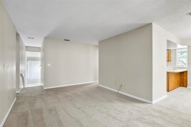 Foto del edificio - 14 Oakmont Ct