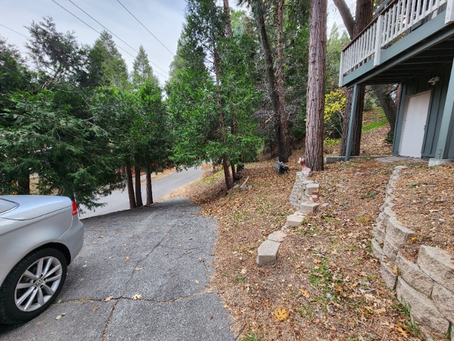 Building Photo - 1168 Jungfrau Dr