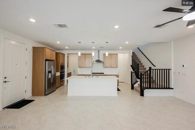 Foto del edificio - 2487 Altitude St