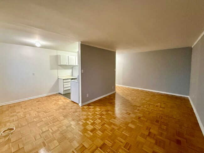 Building Photo - 17 Eccleston Dr