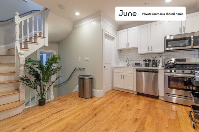 Foto del edificio - Room in Shared 4 bed/1 bath home in North End