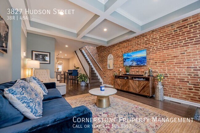 Building Photo - 3 Beds 3.5 Bath | $3200 | 3827 Hudson St B...