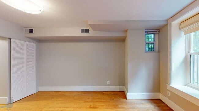 Foto del edificio - 2032 16th St NW