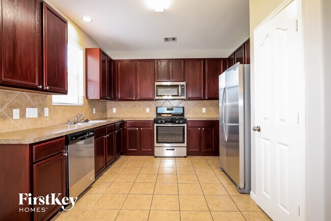 Foto del edificio - 10047 Arcadian Spgs Ln