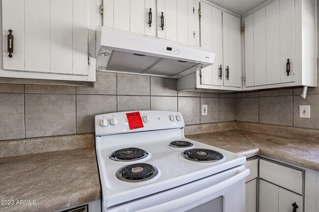 Building Photo - 4639 N 76th Ave