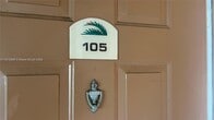 Primary Photo - 200 Palm Cir W