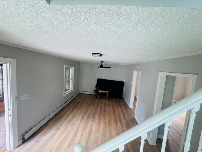 Foto del edificio - 113 Hayes Ave