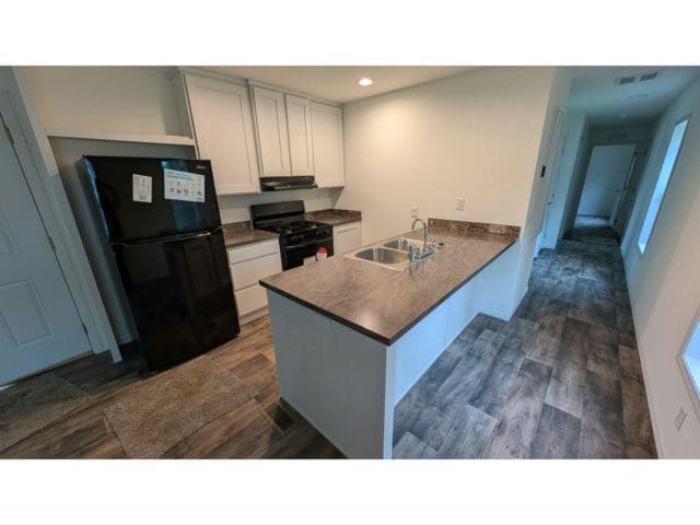 Building Photo - 152 Lynn Ln