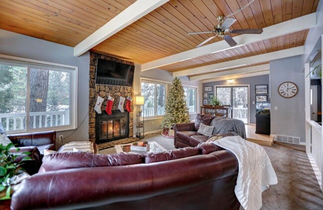 Foto del edificio - 6305 E 15th Ave