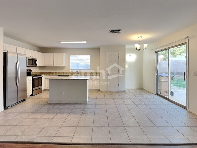 Foto del edificio - 33268 N Windmill Run