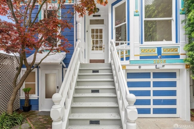 Building Photo - 2826 Octavia St