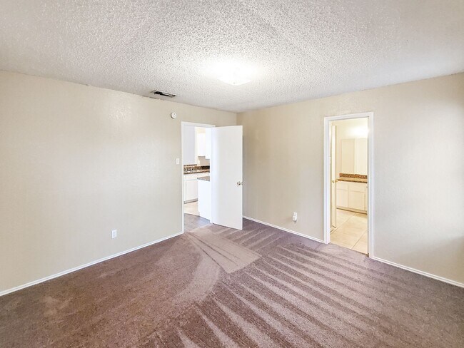 Foto del edificio - 7507 Tiffany Meadows Ln