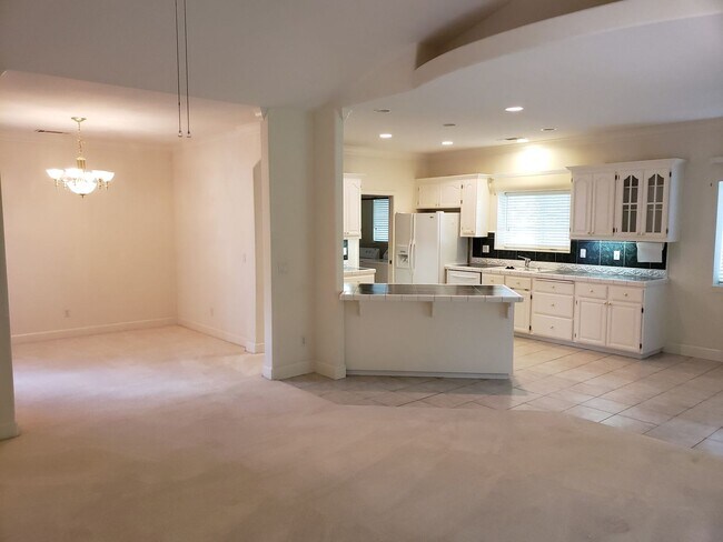Foto del edificio - 3 bedroom 2 bath home in Mary Lake