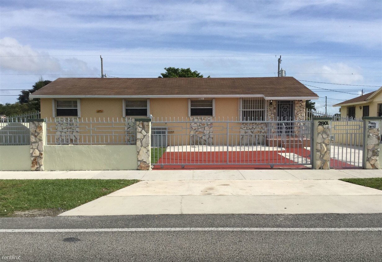 Primary Photo - 4 br, 2 bath House - 21901 SW 112 Avenue