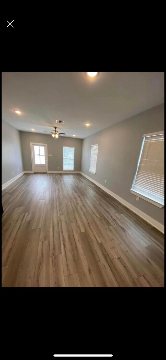 Building Photo - 3617 4th Street