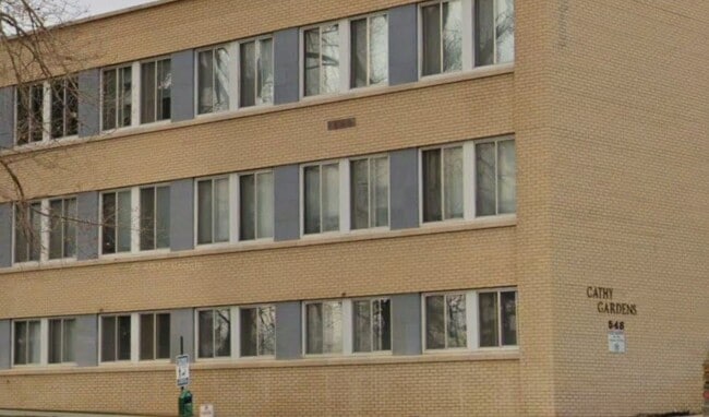 Building Photo - 548 15th St