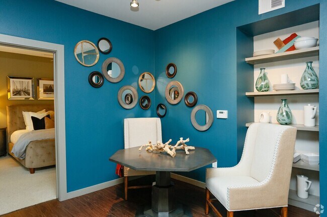 Foto del edificio - Your New Apartment Comes with 1 Month FREE!
