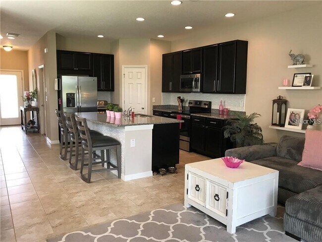 Foto del edificio - 6911 Woodchase Glen Dr