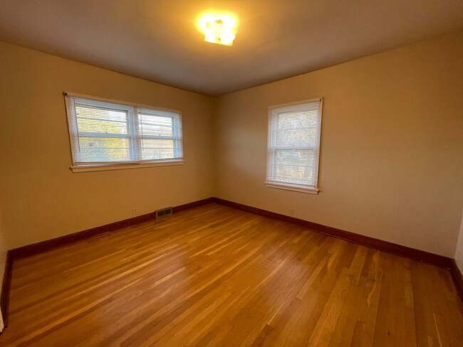 Building Photo - One Level House in Amherst County