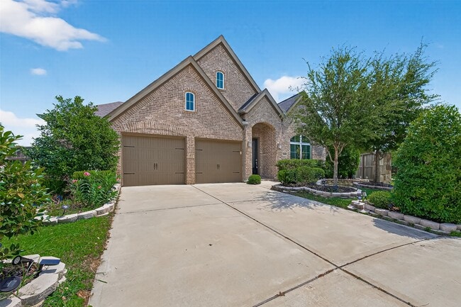 Building Photo - 3602 Lake Falls Dr