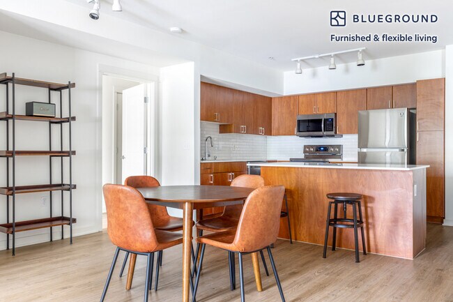 Building Photo - 10495 NE 4th St