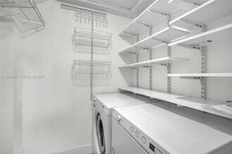 Building Photo - 3245 Virginia St