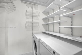 Building Photo - 3245 Virginia St