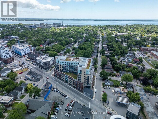 Photo du bâtiment - 652-652 Princess St