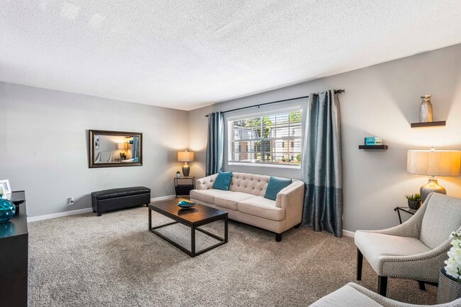 Living room - Chapel Tower - Students save up to 10%!