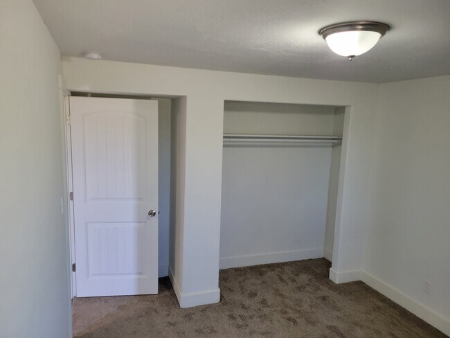 Foto del edificio - 317 Arrowhead Dr