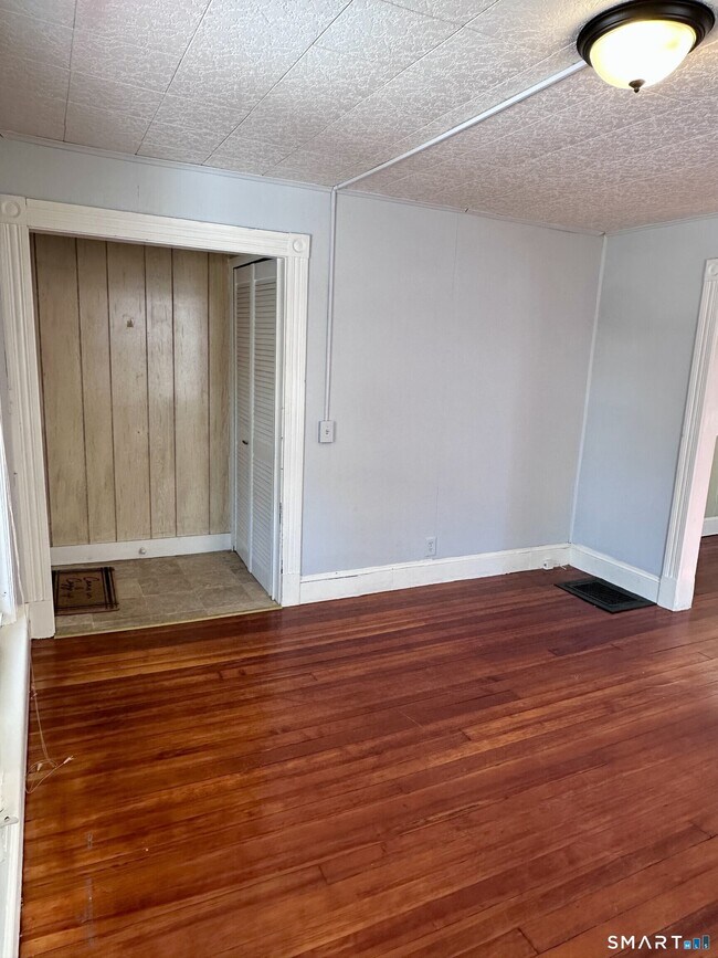 Foto del edificio - 24-26 Dean Ave