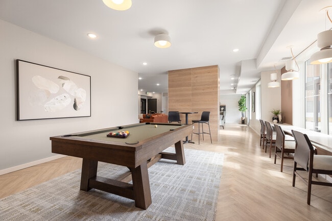 Clubroom - Current 33