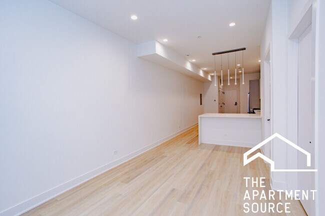 Foto del edificio - 3821 N Ashland Ave
