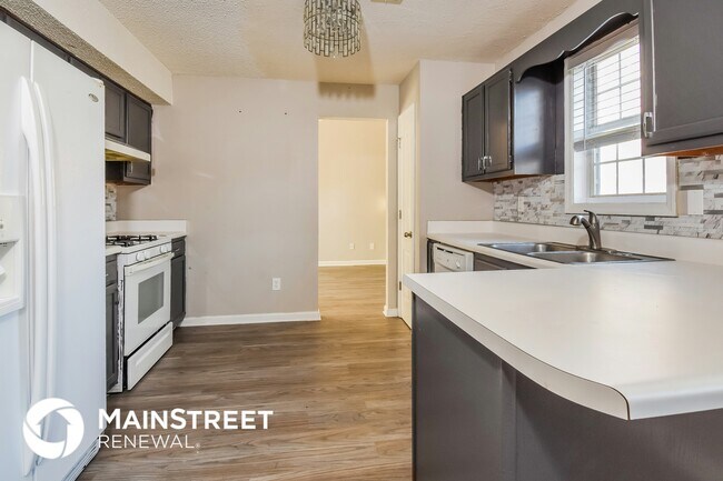 Building Photo - 2872 Betula Dr