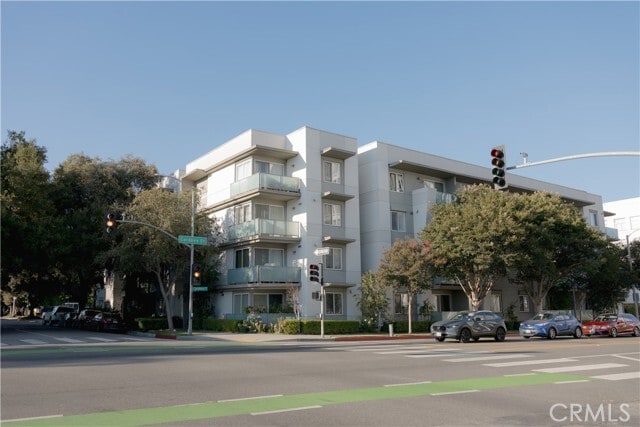 Foto del edificio - 160 S Hudson Ave
