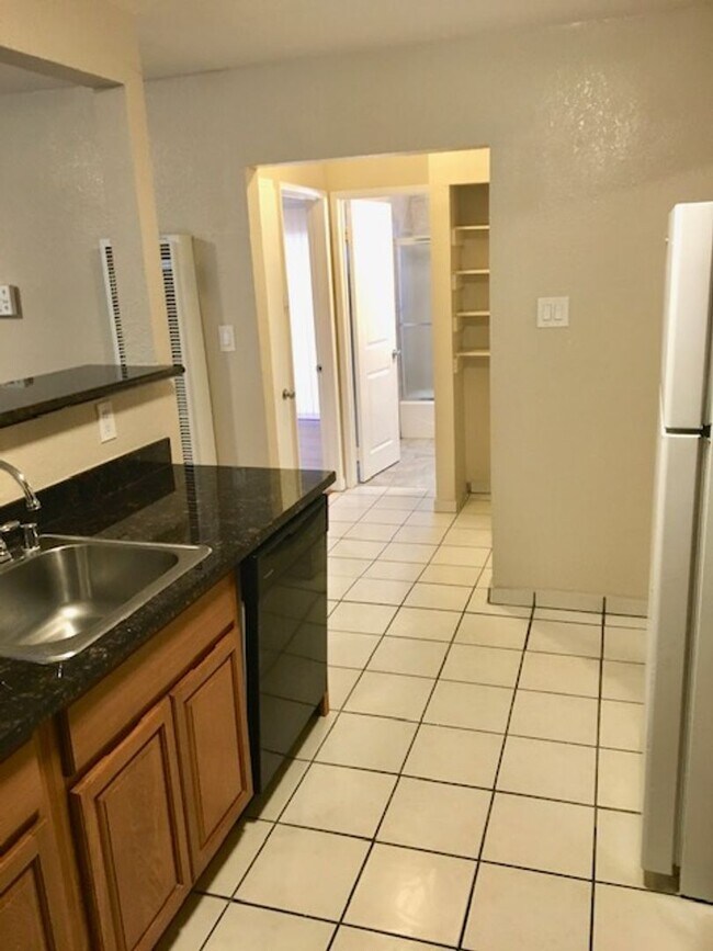 Foto del edificio - F01935