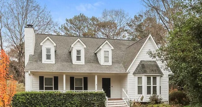 Foto del edificio - 6320 Hillcrest Way