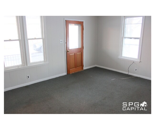 Building Photo - 48 3rd St