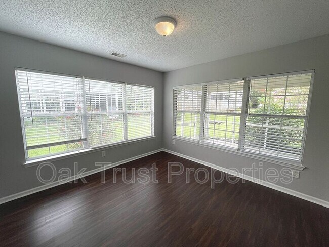 Foto del edificio - 7332 Stoney Moss Wy