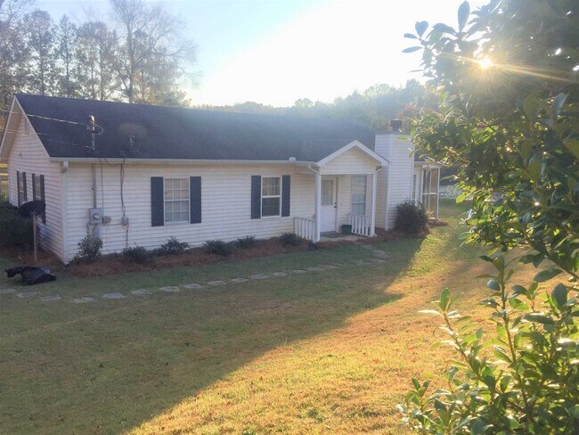 Building Photo - 225 E River Bend Dr